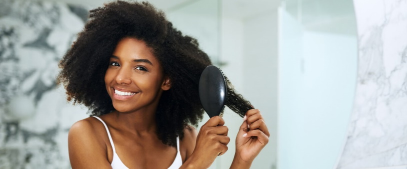 brush curly hair